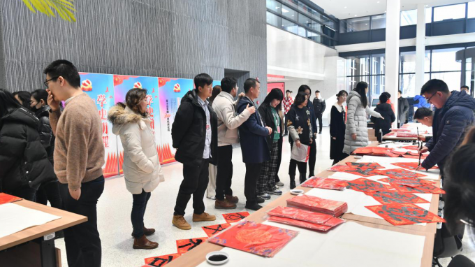 ��ζ��Ũ��ϲ�� ��īƮ��ů���ģ��޽����Ժ����ӭ�´������� ����ҡ��鷨�˶�