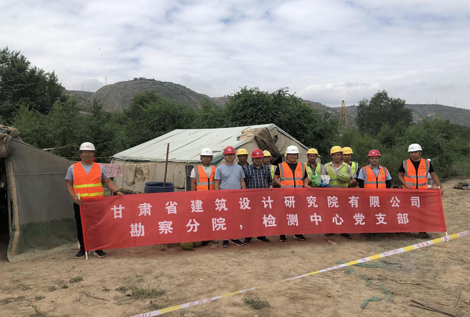 ��ϵְ����ʵ��  ����ο��ů���ģ��޽����Ժ����֧�����뿪չ����ΪȺ�ڰ�ʵ�¡����⵳���˶�