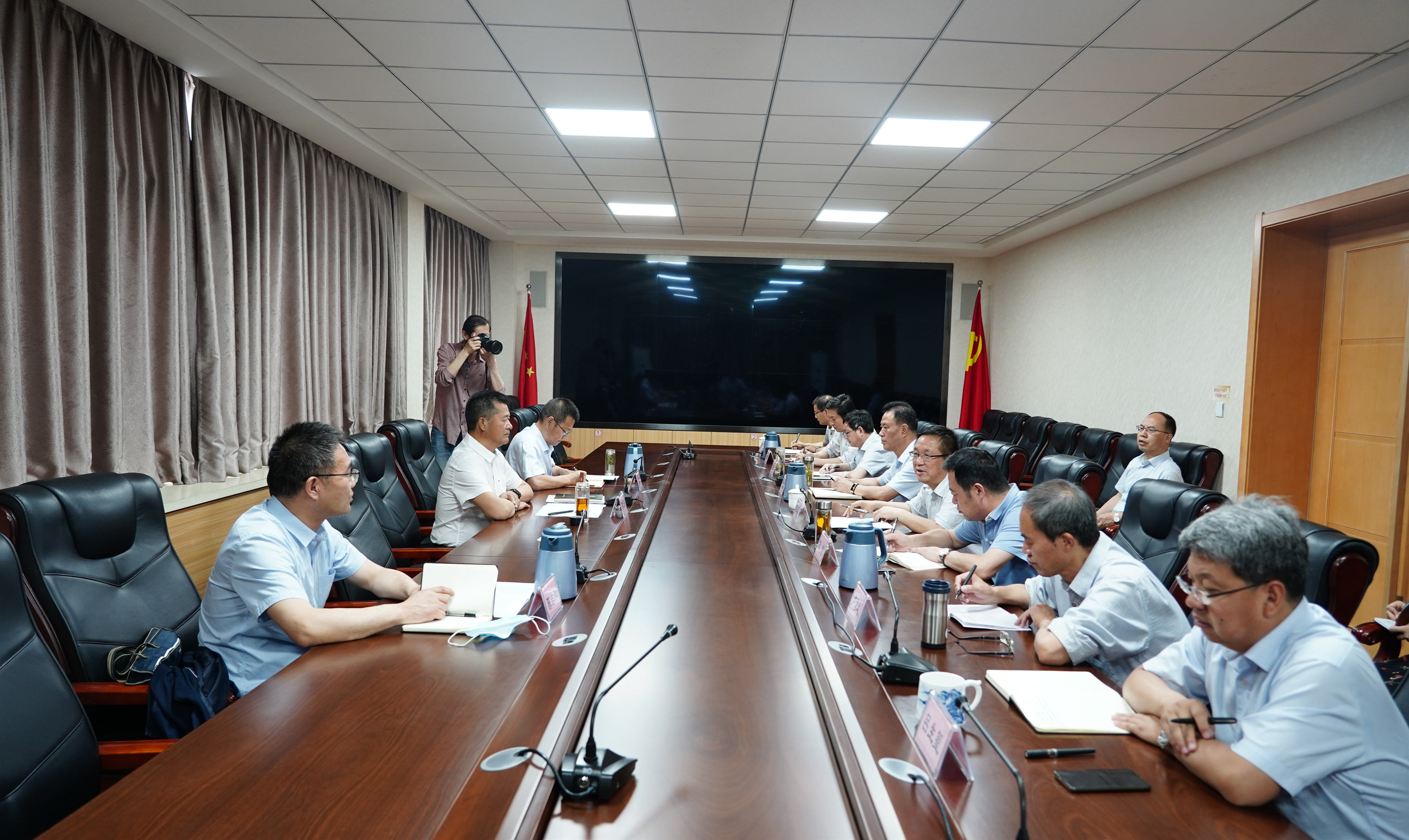 ���Źɷݹ�˾��ί��ǡ����³����������ˮ�����Ժ