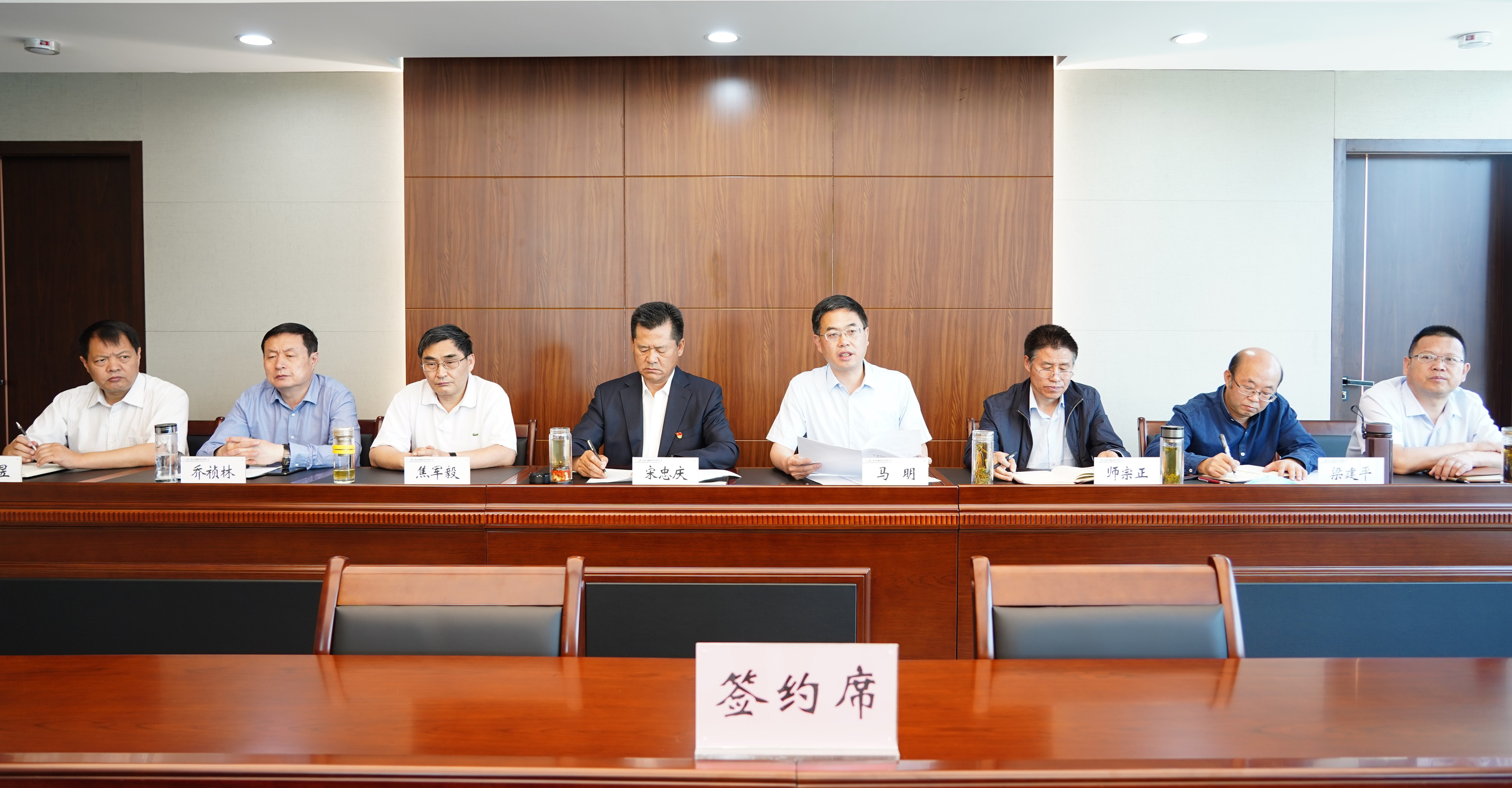 ����OG���˹ٷ����ž���2020���ҵ�����<br/>Ŀ��������ǩԼ��ʽ