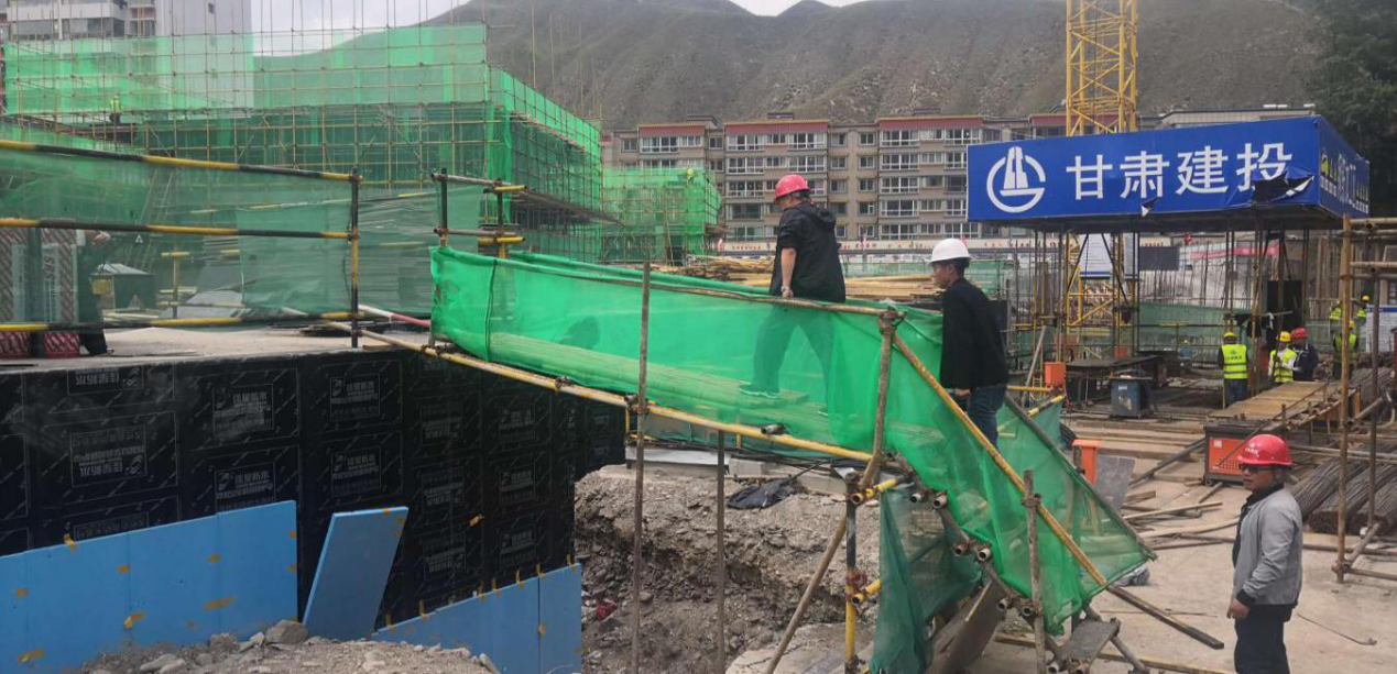 �徲��С��? ��������ɽ<br/>�����޽����Ժ�𾢿�չ��һ���ڽ���Ŀ�徲�������?