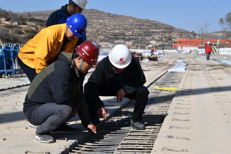 J:������վ���鹫˾��̬8.2�ӹ�˾��̬.����ʡ��ͨ���̽���������޹�˾ʡ��ͨ������˾��̬���ţ�2018.4-2019.7������ı��?9.1.24��׼���� ���Ƹ����������������ཻͨ������˾��Ŀ�������Ŀ��������������ʵ_0_1_4.jpg